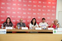"Za tradicionalne porodične vrednosti u Srbiji! - Stop za EU Prajd 2022 u septembru u Beogradu!" "Za tradicionalne porodične vrednosti u Srbiji! - Stop za EU Prajd 2022 u septembru u Beogradu!"